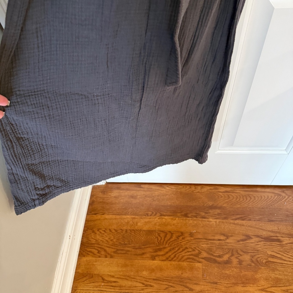 Faherty Dream Cotton Gauze Costa Dress in Washed Black 25198 - Picture 10 of 15